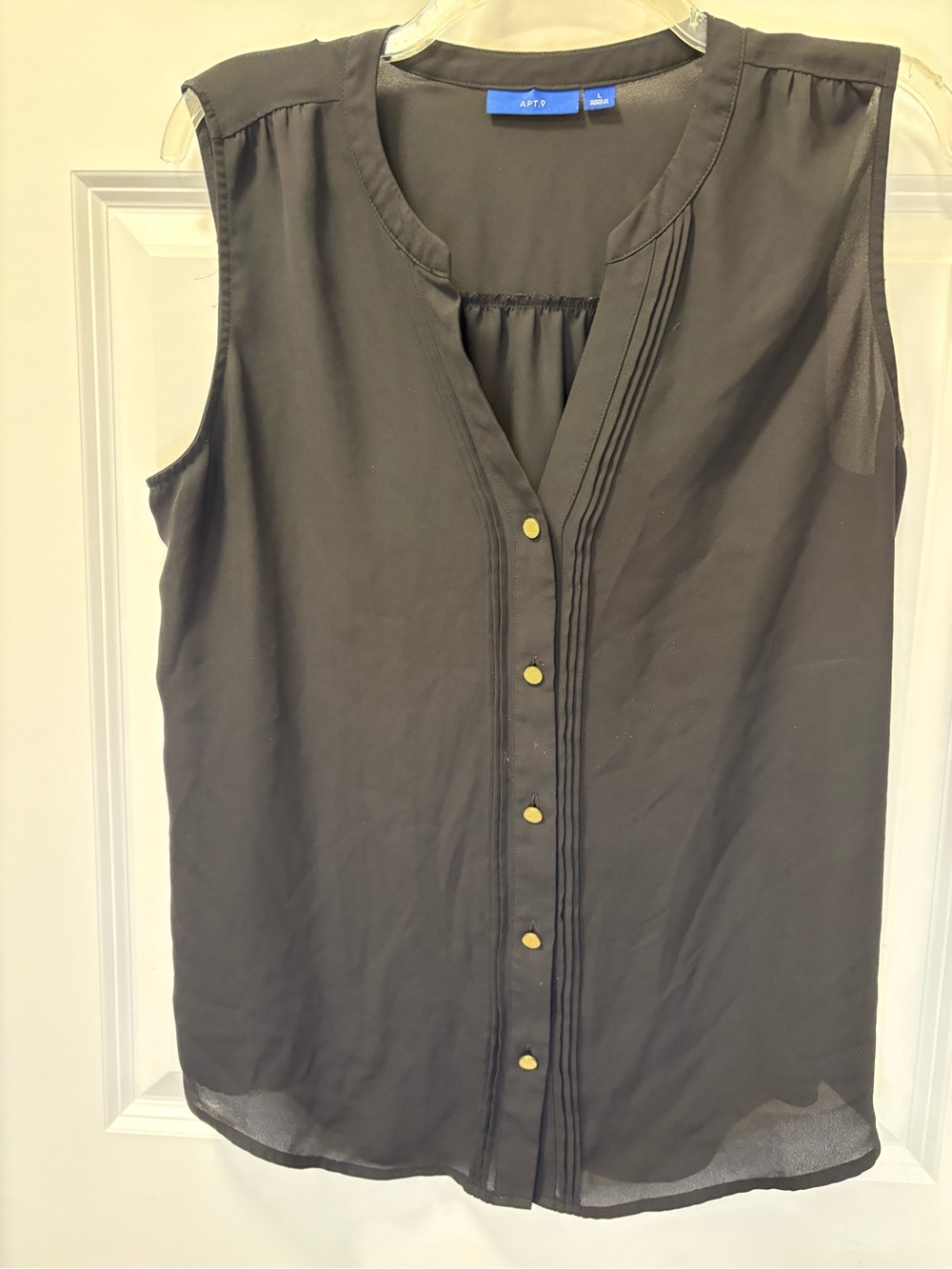 Apt. 9 Black Sleeveless Pintuck Blouse with Gold Buttons Size Large